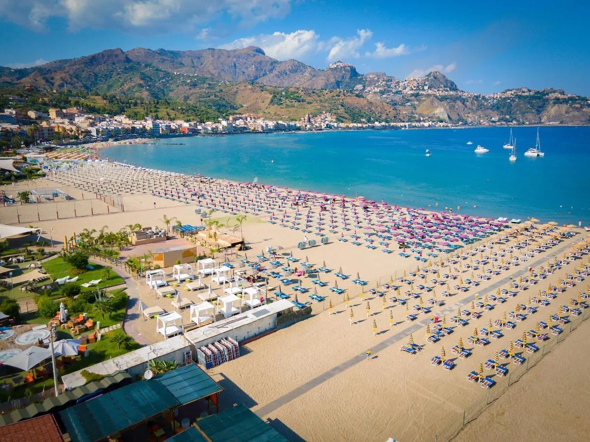 Szálloda Kalaskiso' Giardini Naxos