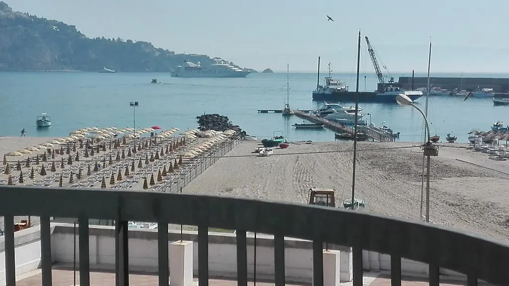 Kalaskiso' Giardini Naxos 3*,  Olaszország