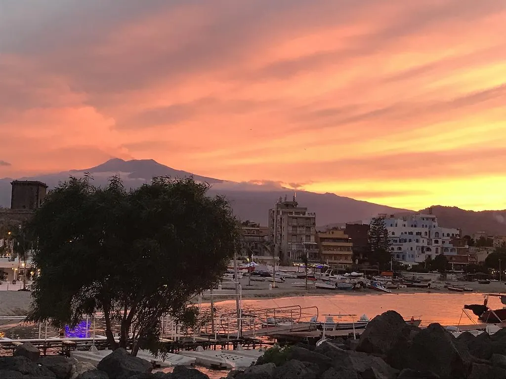 Kalaskiso' Giardini Naxos Szálloda